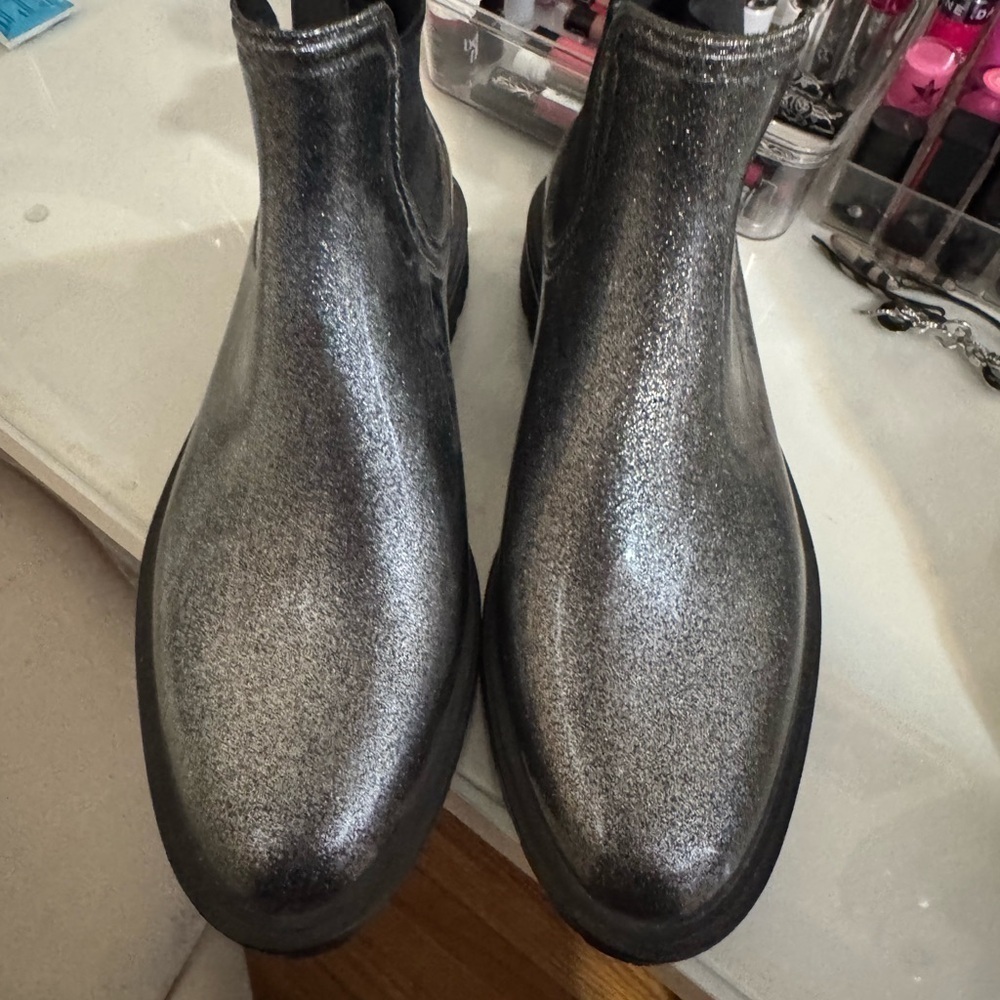 MICHAEL BY MICHAEL KORS BOOTS Size 7.5 - Picture 3 of 9